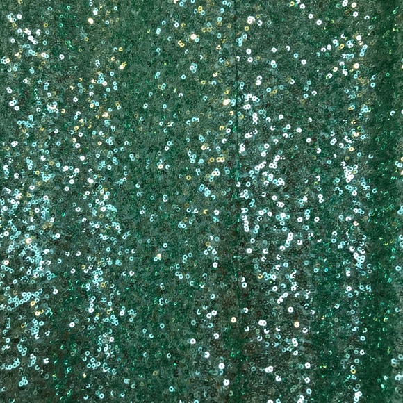 👗Gorgeous Green Sequin Formal/Prom Dress - Picture 6 of 8